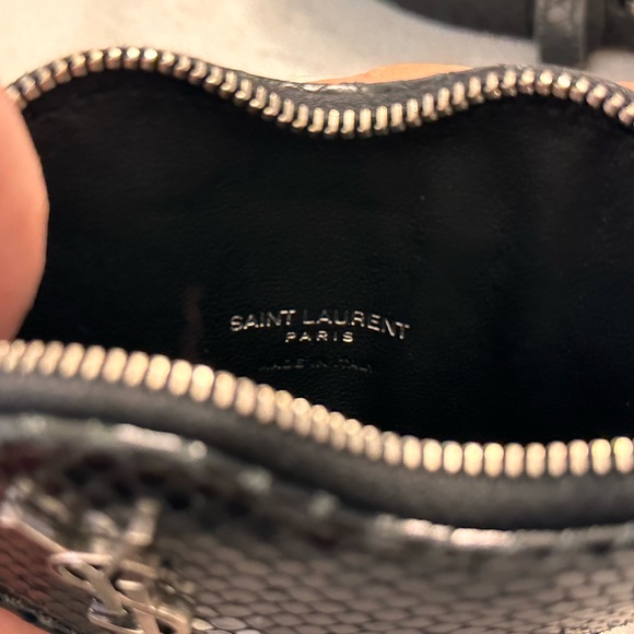 YSL SAINT LAURENT
Calfskin Snakeskin Embossed Love Heart Belt Bag Black - Picture 3 of 14